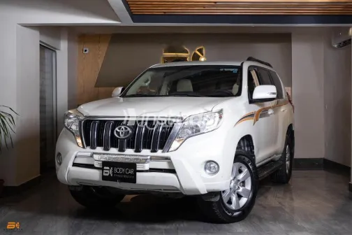Toyota Land Cruiser 2014 White Used for Sale - 2