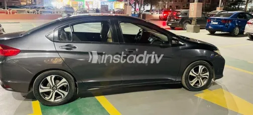 Honda City 2016 White Used for Sale - 2