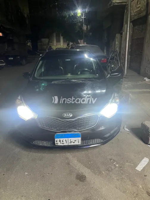 Kia Cerato 2016 White Used for Sale - 3