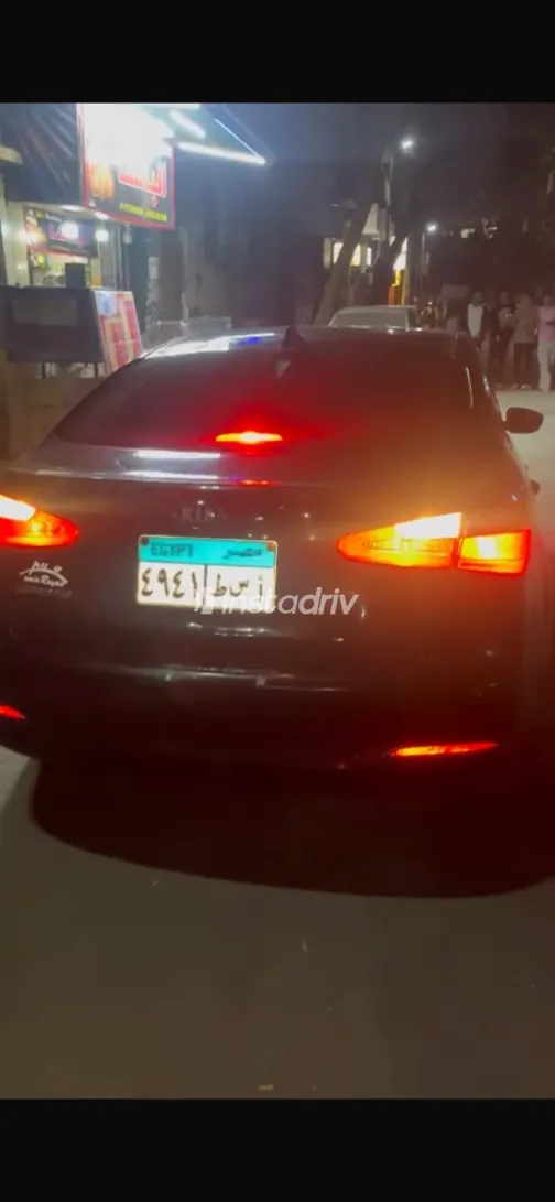 Kia Cerato 2016 White Used for Sale - 6