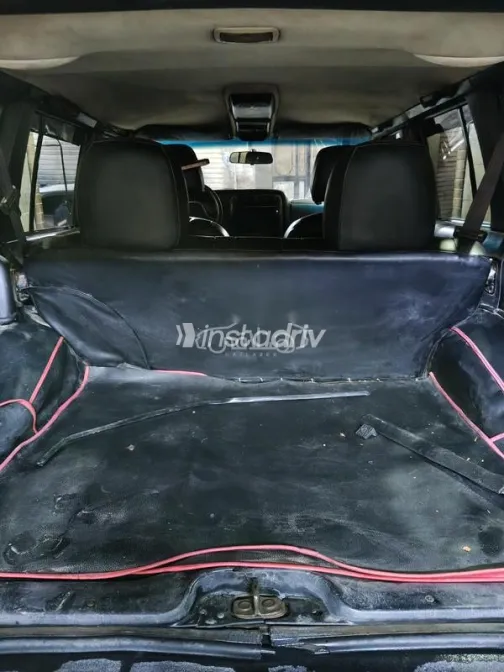 جيب شيروكي 2002 أسود مستعملة للبيع - 10