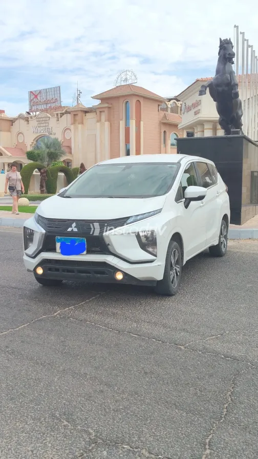 ميتسوبيشي اكسباندر 2022 أبيض مستعملة للبيع - 3