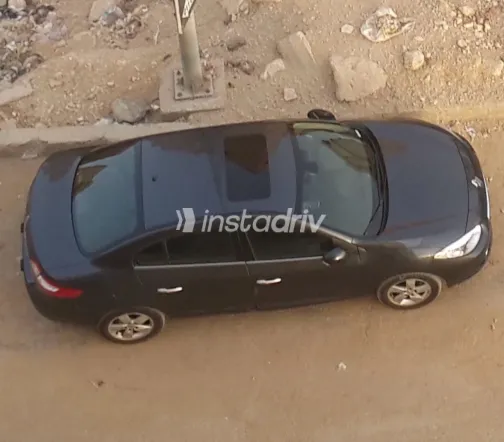 Renault Fluence 2011 White Used for Sale - 1