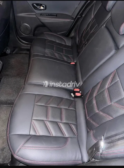 Renault Fluence 2011 White Used for Sale - 7