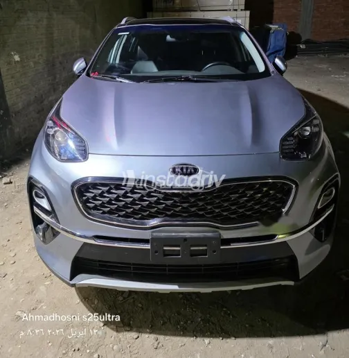 كيا سبورتاج 2020 رمادي غامق مستعملة للبيع - 1