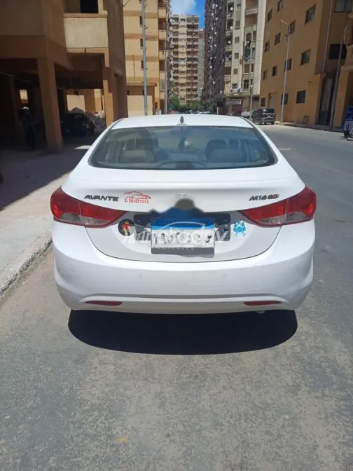 Hyundai Avante 2011 White Used for Sale - 2