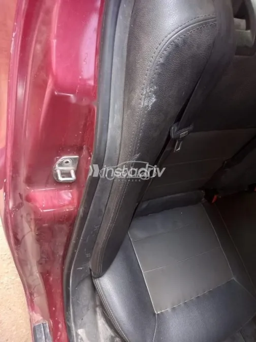 سكودا اوكتافيا A5 2005 أحمر غامق مستعملة للبيع - 7