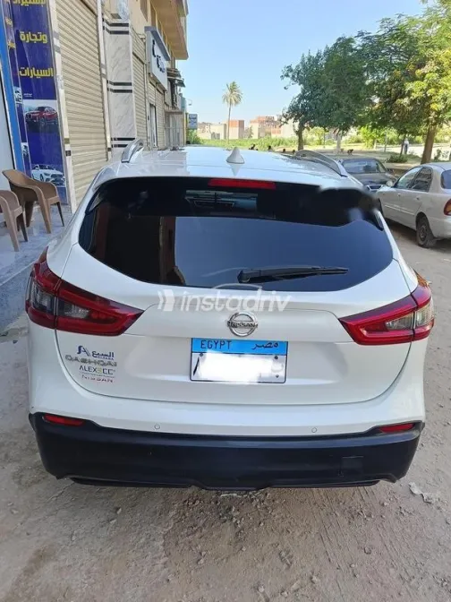 نيسان قشقاي 2019 أبيض مستعملة للبيع - 3