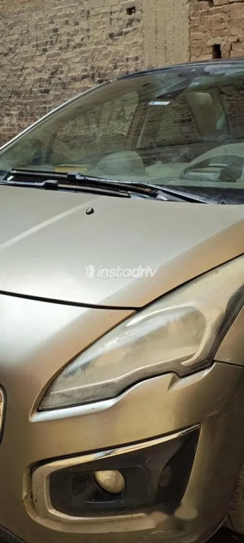 بيجو 3008 2016 شامبين مستعملة للبيع - 2