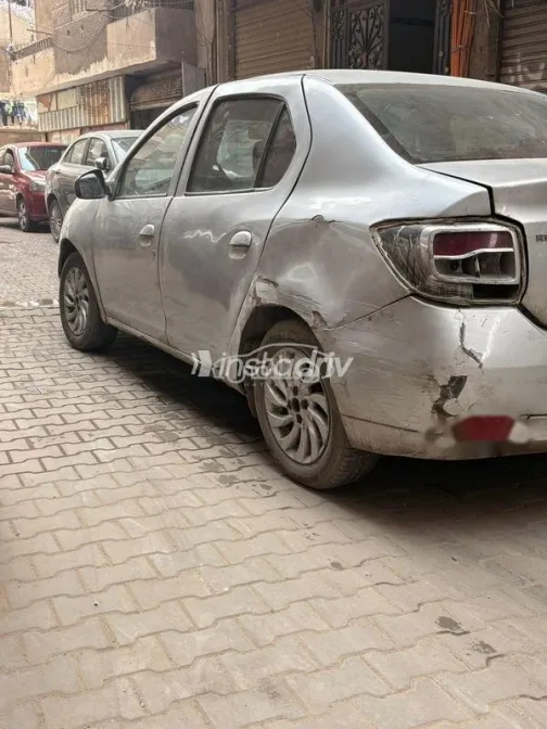 Renault Logan 2015 Silver Used for Sale - 4