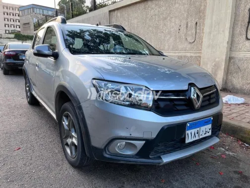 Renault Sandero Step Way 2020 White Used for Sale - 2