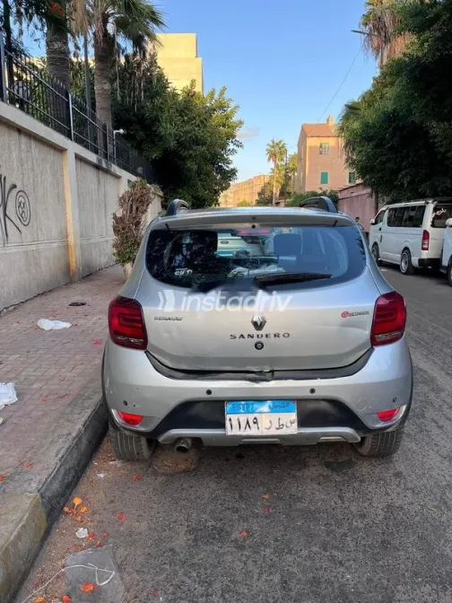 Renault Sandero Step Way 2020 White Used for Sale - 4