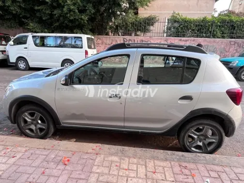 Renault Sandero Step Way 2020 White Used for Sale - 5