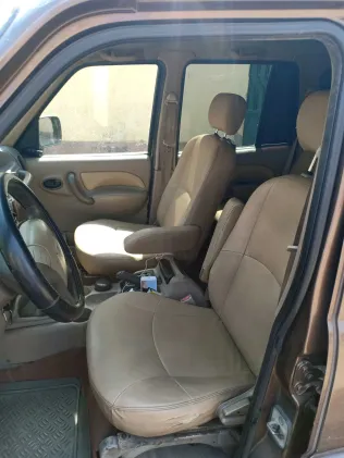Mahindra Scorpio 2009 White Used for Sale