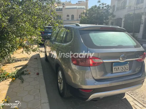 Brilliance V5 2013 White Used for Sale - 5