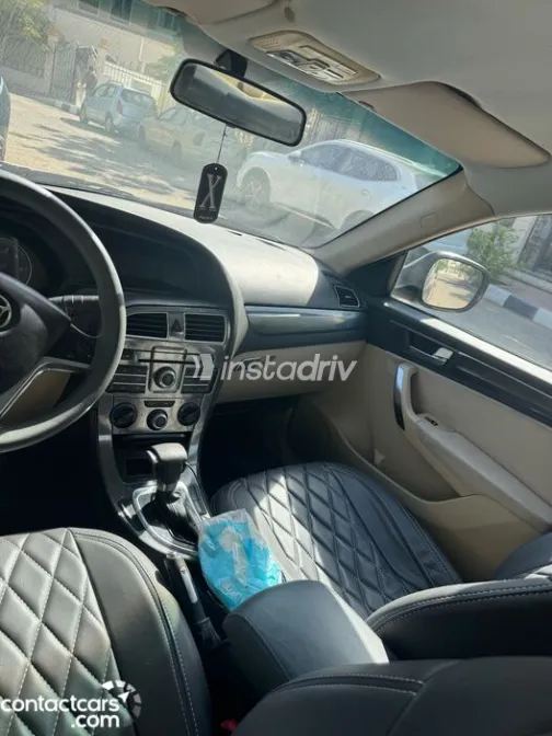 Brilliance V5 2013 White Used for Sale - 10