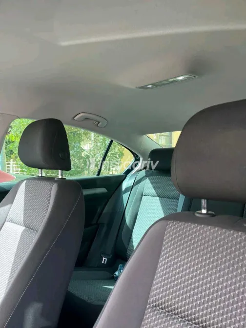 Volkswagen Passat 2021 White Used for Sale - 2