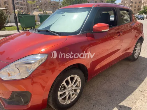 Suzuki Swift 2021 White Used for Sale - 3