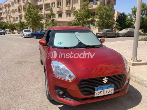 Suzuki Swift 2021 White Used for Sale - 4