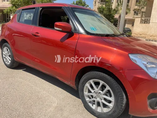 Suzuki Swift 2021 White Used for Sale - 5