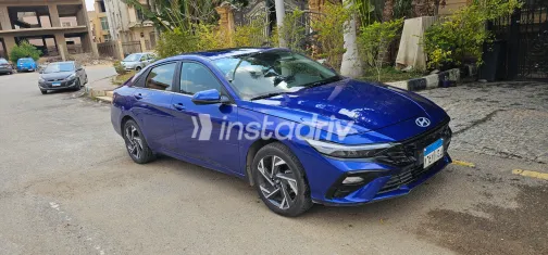 هيونداي إلنترا سى ان 7 2025 أبيض مستعملة للبيع - 5