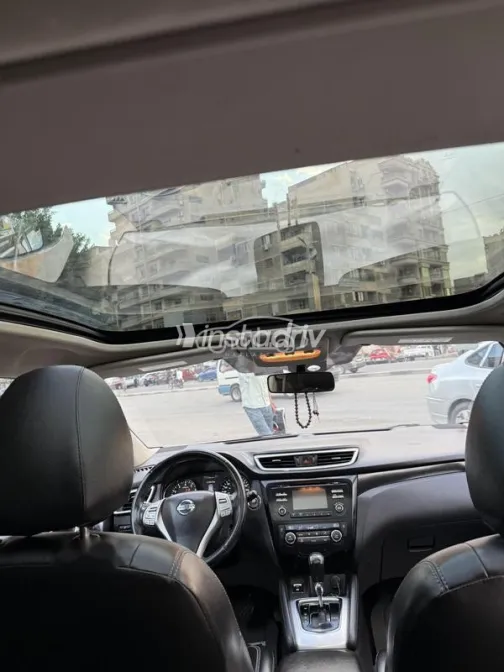 نيسان قشقاي 2015 أبيض مستعملة للبيع - 10