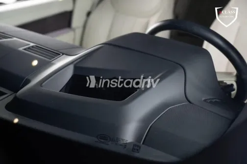 لاند روفر رنج روفر فوج 2024 أزرق غامق مستعملة للبيع - 5