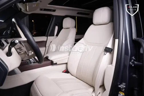 لاند روفر رنج روفر فوج 2024 أزرق غامق مستعملة للبيع - 9