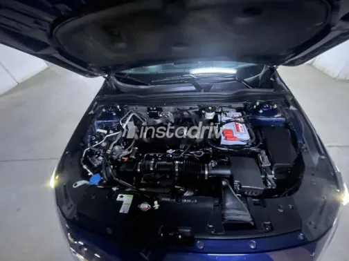 هوندا أكورد 2021 أزرق غامق مستعملة للبيع - 5