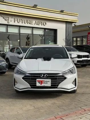 Hyundai Elantra 2026 White Used for Sale