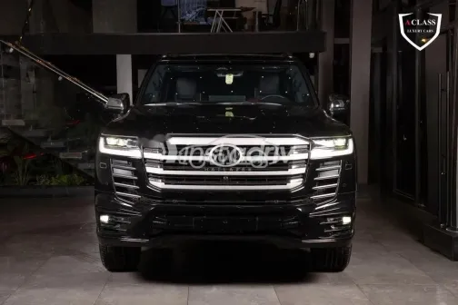 تويوتا لاند كروزر 2025 أسود مستعملة للبيع - 3