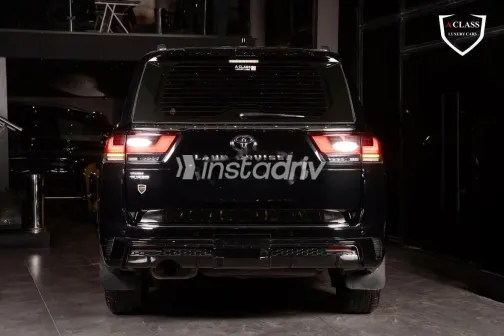 تويوتا لاند كروزر 2025 أسود مستعملة للبيع - 4