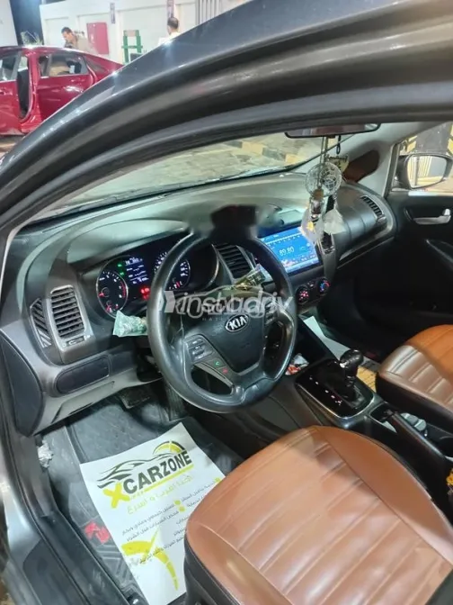 Kia Cerato 2018 White Used for Sale - 6