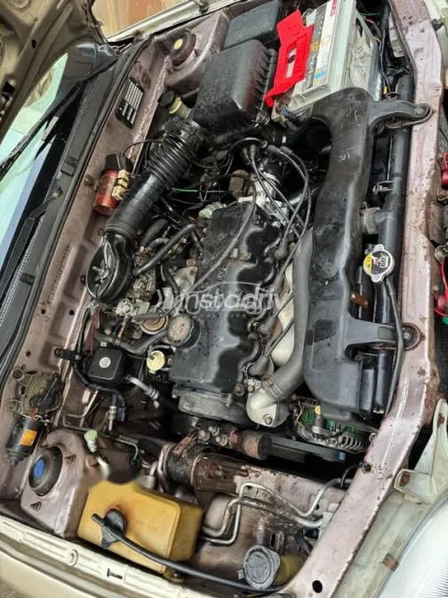 Hyundai Accent 1999 Gold Used for Sale - 8