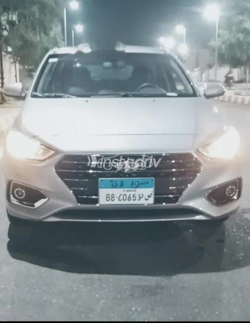 هيونداي اكسنت HCI 2020 أبيض مستعملة للبيع - 1