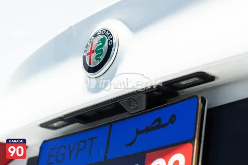 Alfa Romeo Giulia 2022 White Used for Sale - 9