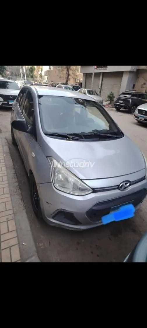 هيونداي جراند i10 2017 أبيض مستعملة للبيع - 2