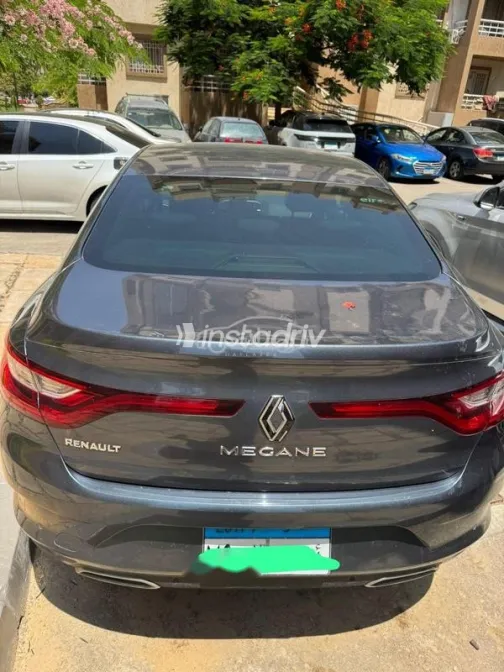 Renault Megane 2022 White Used for Sale - 2