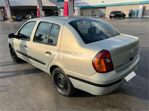 رينو كليو 2001 أبيض مستعملة للبيع - 5