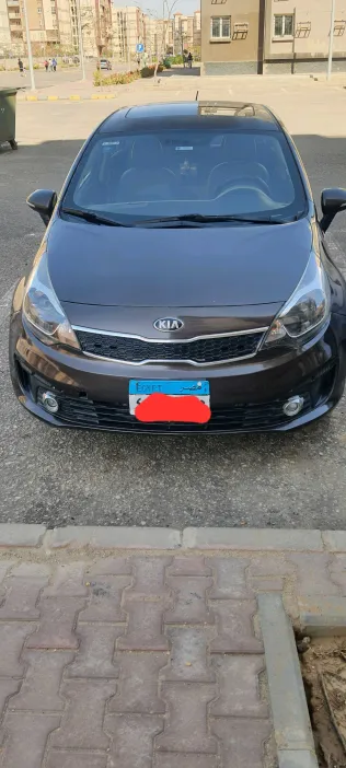 كيا ريو 2016 أبيض مستعملة للبيع