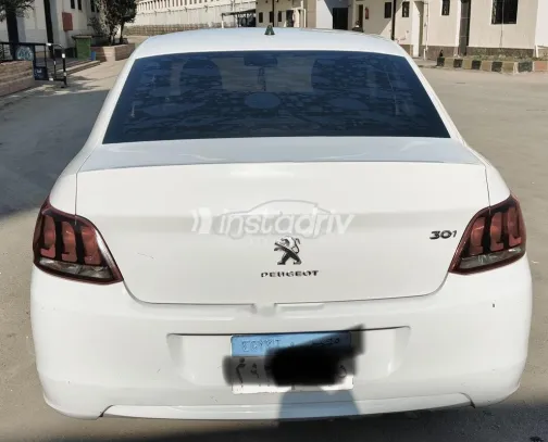 بيجو 301 2019 أبيض مستعملة للبيع - 2