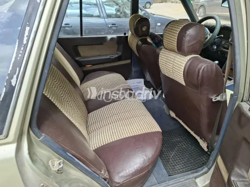 مازدا 929 1982 أبيض مستعملة للبيع - 8