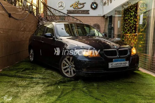 بي ام دبليو 320 2008 أزرق غامق مستعملة للبيع - 2