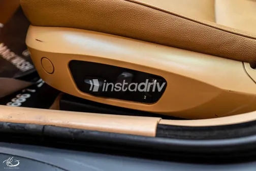 بي ام دبليو 320 2008 أزرق غامق مستعملة للبيع - 3