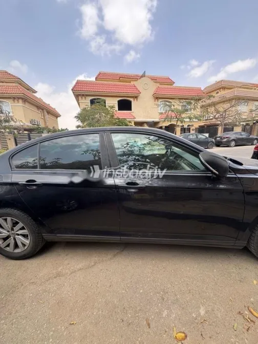 فولكس فاغن باسات 2018 أبيض مستعملة للبيع - 4