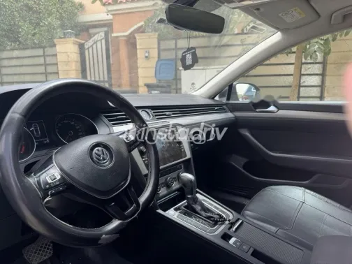 فولكس فاغن باسات 2018 أبيض مستعملة للبيع - 6