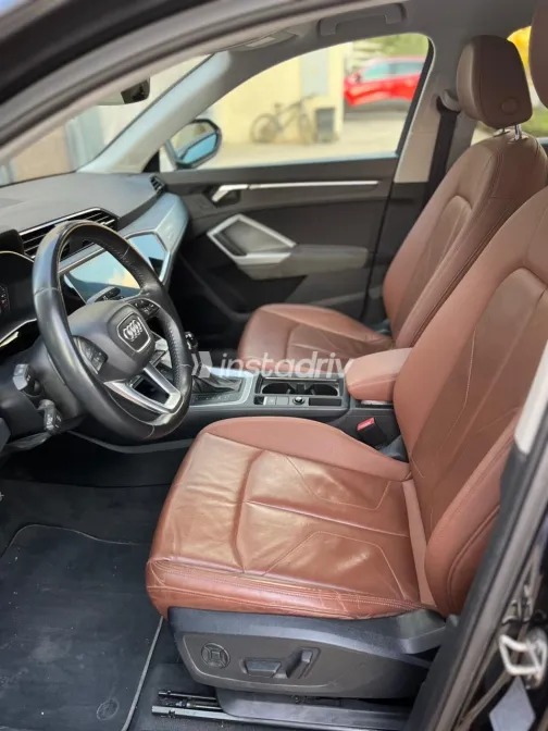 Audi Q3 2020 White Used for Sale - 1