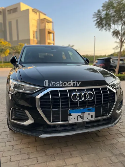 Audi Q3 2020 White Used for Sale - 2