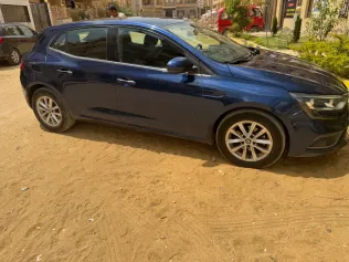 رينو ميجان 2017 أبيض مستعملة للبيع