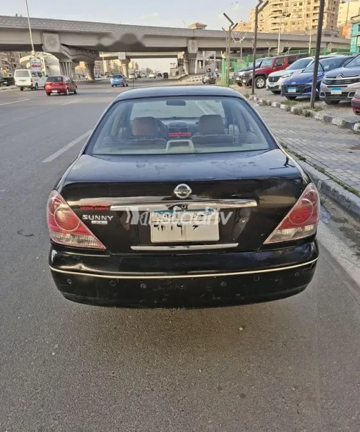 نيسان صنى 2014 أسود مستعملة للبيع - 3